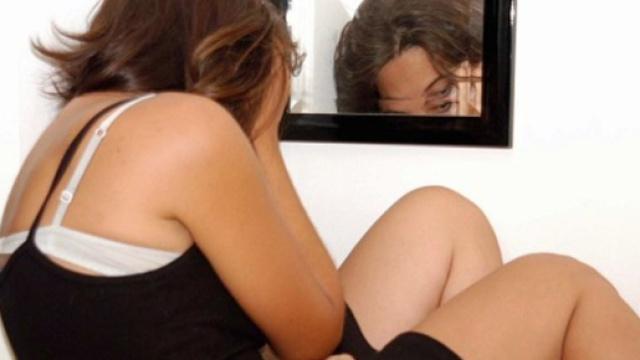 Una ragazza di 16 anni violentata in provincia di Salerno.