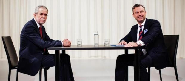 Alexander Van Der Bellen e Norbert Hofer durante un confronto faccia a faccia Alexander Van Der Bellen e Norbert Hofer durante un confronto faccia a faccia