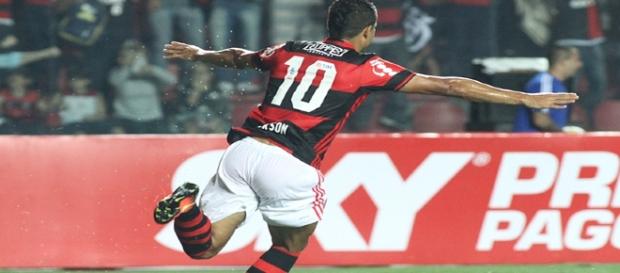 Flamengo vence o Internacional. Foto: Gilvan de Souza. Flamengo vence o Internacional. Foto: Gilvan de Souza.