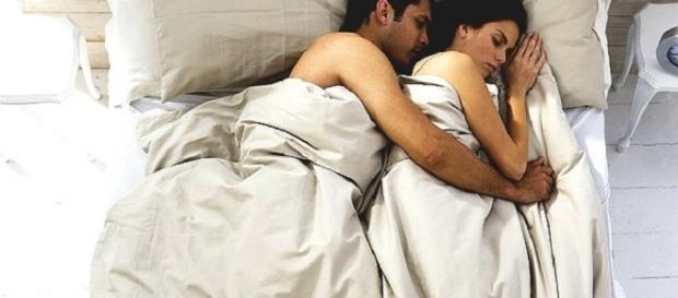 Normalmente, homens de um modo geral não gostam de demomonstrar sentimentos profundos Normalmente, homens de um modo geral não gostam de demomonstrar sentimentos profundos