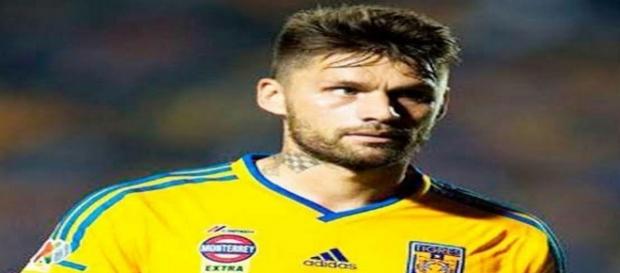 Empresário quer Rafael Sóbis no Cruzeiro Empresário quer Rafael Sóbis no Cruzeiro