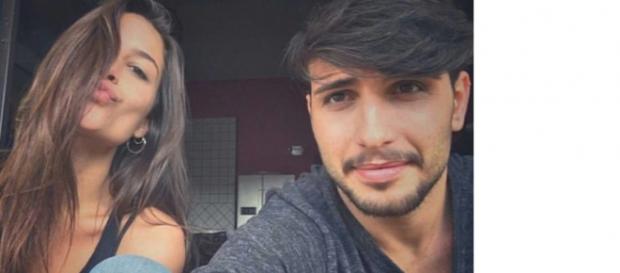 Ludovica Valli e Fabio Ferrara in viaggio verso Temptation Island 3. Ludovica Valli e Fabio Ferrara in viaggio verso Temptation Island 3.