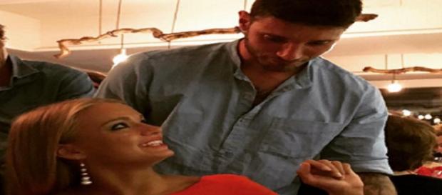 Stefano De Martino e Mercedesz Henger: la foto scatena il gossip Stefano De Martino e Mercedesz Henger: la foto scatena il gossip