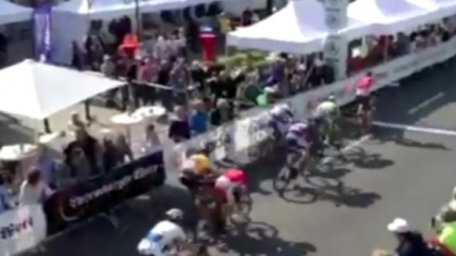 Netta vittoria per Andrè Greipel