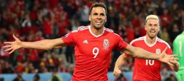 Atacante galês comemora gol sobre a Bélgica, na Eurocopa Atacante galês comemora gol sobre a Bélgica, na Eurocopa