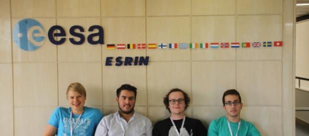 ESA SPACE APP CAMP - app-camp.eu ESA SPACE APP CAMP - app-camp.eu