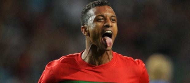 Nani está concentrado em representar Portugal no Euro 2016. Nani está concentrado em representar Portugal no Euro 2016.