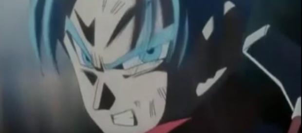 Trunks del futuro, intentando escapar del nuevo villano Trunks del futuro, intentando escapar del nuevo villano
