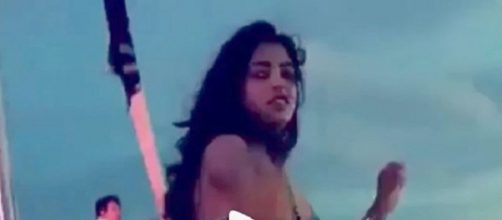 Navya Naveli dance video (YouTube screen grab)