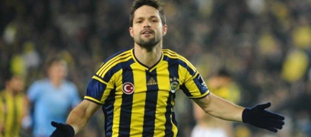 Diego no Fenerbache: meia pode aparecer no Flu ainda em 2016 (Fonte: Mercado Futebol) Diego no Fenerbache: meia pode aparecer no Flu ainda em 2016 (Fonte: Mercado Futebol)