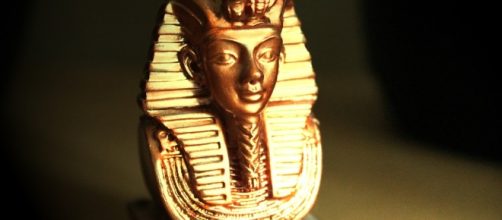 El material con que se hizo la daga de Tutankamón es de origen extraterrestre