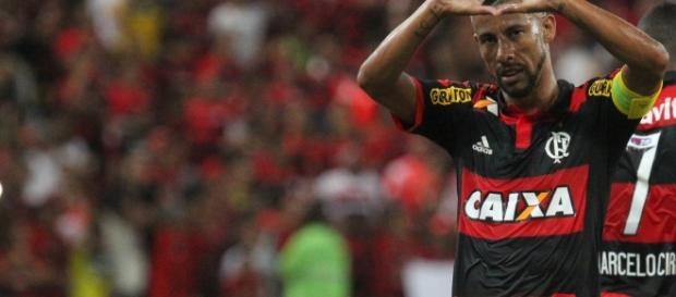 Leo Moura e a paixão nunca escondida pelo Flamengo Leo Moura e a paixão nunca escondida pelo Flamengo