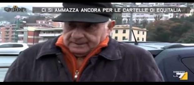 Mentre i politici promettono guerra ad Equitalia, i cittadini subiscono torti e disagi. Mentre i politici promettono guerra ad Equitalia, i cittadini subiscono torti e disagi.