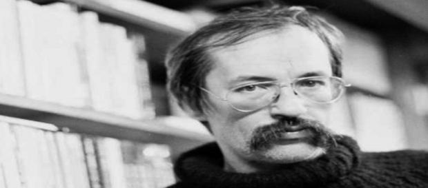 O poeta curitibano Paulo Leminski faleceu há exatos 27 anos O poeta curitibano Paulo Leminski faleceu há exatos 27 anos