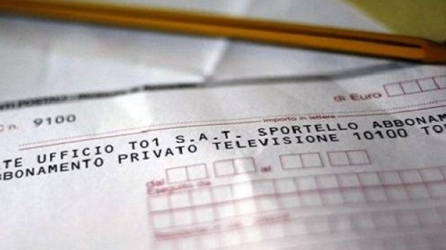 Pasticcio canone Rai, rischia di pagare anche chi non possiede la televisione