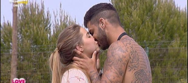 Andreia pode estar à espera de um filho de Bruno Marvão Andreia pode estar à espera de um filho de Bruno Marvão