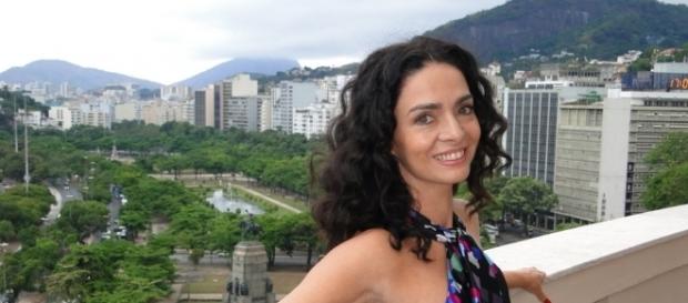 Cláudia Ohana é Loretta em Sol Nascente Cláudia Ohana é Loretta em Sol Nascente