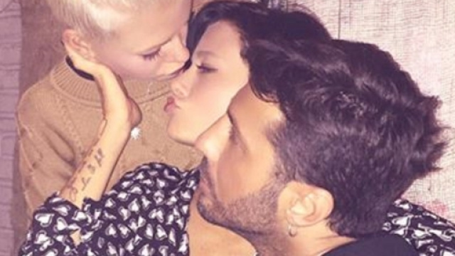 Fabrizio Corona con la fidanzata Silvia Provvedi e la sorella