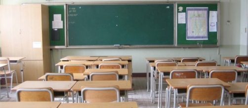 Ultime notizie scuola, giovedì 9 giugno 2016: prof di matematica denunciato