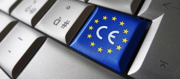 Allo studio l'introduzione di un codice fiscale unico per tutti gli europei. Allo studio l'introduzione di un codice fiscale unico per tutti gli europei.