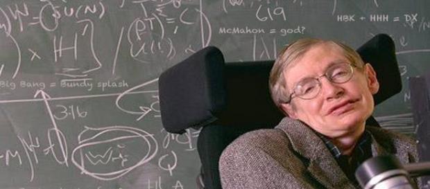 Stephen Hawking crede sia possibile superare un buco nero Stephen Hawking crede sia possibile superare un buco nero