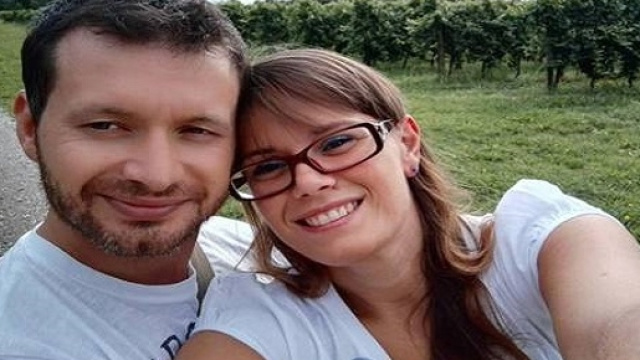 Selfie di Manuel e Michela (da Facebook).