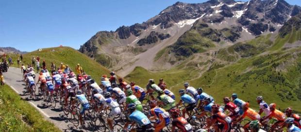 La 103 edición del Tour de Francia comienza este sábado en Mont Saint Michel y se extenderá hasta el 24 de julio, cuando París corone al campeón La 103 edición del Tour de Francia comienza este sábado en Mont Saint Michel y se extenderá hasta el 24 de julio, cuando París corone al campeón