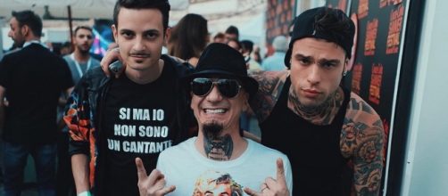 Fabio Rovazzi con Fedez e J-Ax