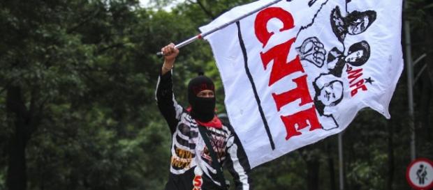 CNTE, con burlas y amenazas buscan ampliar su base en Jalisco. CNTE, con burlas y amenazas buscan ampliar su base en Jalisco.