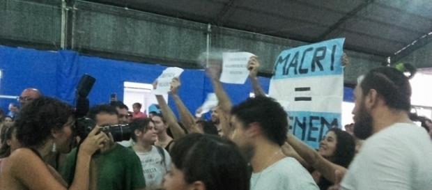 Insoportable para asalariados: los robos de Macri se perpetúan Insoportable para asalariados: los robos de Macri se perpetúan