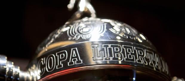 São Paulo chega na Colômbia mirando a Taça São Paulo chega na Colômbia mirando a Taça