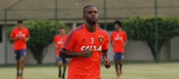 Jogador pode estar de saída do Sport Jogador pode estar de saída do Sport