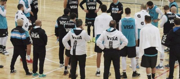 Sergio Hernández hizo el primer corte en el seleccionado argentino rumbo a los JJOO de Río Sergio Hernández hizo el primer corte en el seleccionado argentino rumbo a los JJOO de Río