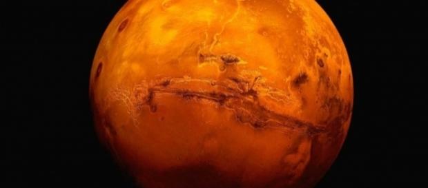Sob a supercífice de Marte, pode haver vida microscópica Sob a supercífice de Marte, pode haver vida microscópica