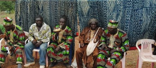 Scèbe de cérémonie traditionnelle chez les Bamilekés du Cameroun