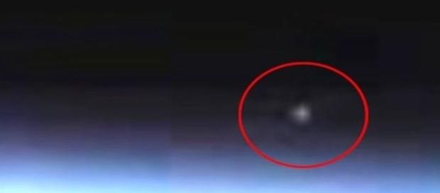Objeto foi detectado ao se aproximar da Terra (Youtube) Objeto foi detectado ao se aproximar da Terra (Youtube)