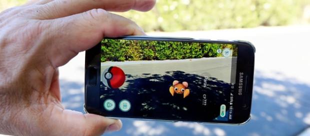 Pokémon Go eleva a fasquia da realidade virtual ao introduzir pokémons no nosso mundo. Pokémon Go eleva a fasquia da realidade virtual ao introduzir pokémons no nosso mundo.