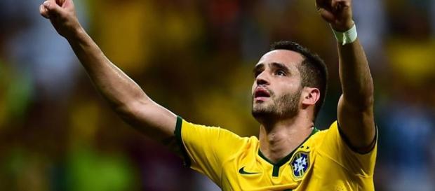 Renato Augusto é a novidade na lista final divulgada pela CBF Renato Augusto é a novidade na lista final divulgada pela CBF