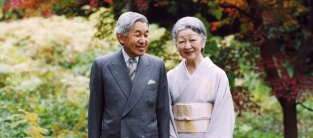 Suas Majestades Imperiais, o Imperador Akihito e a Imperatriz Michiko Suas Majestades Imperiais, o Imperador Akihito e a Imperatriz Michiko