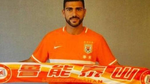 Graziano Pell&egrave; con la sua nuova squadra.