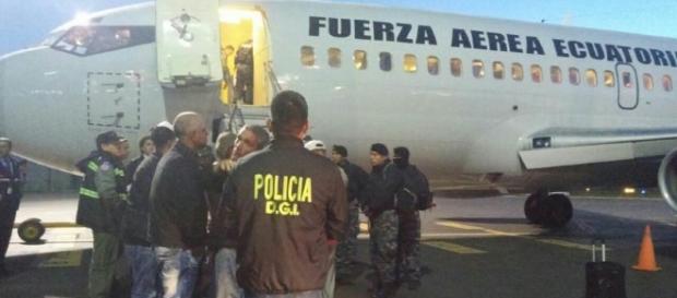 Ecuador concluyó la deportacion de los inmigrantes cubanos Ecuador concluyó la deportacion de los inmigrantes cubanos
