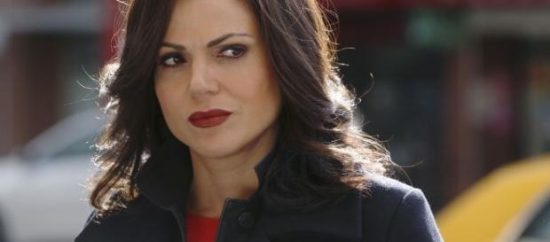 Once Upon a Time' ends Season 5 with epic Evil Queen twist - mashable.com Once Upon a Time' ends Season 5 with epic Evil Queen twist - mashable.com