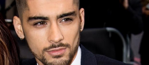 Zayn Malik was told to leave 1D by an alien Zayn Malik was told to leave 1D by an alien