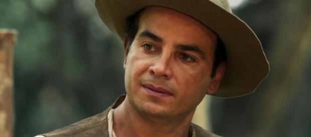 Zé dos Porcos não quer se casar com Sarita (Divulgação/Globo) Zé dos Porcos não quer se casar com Sarita (Divulgação/Globo)