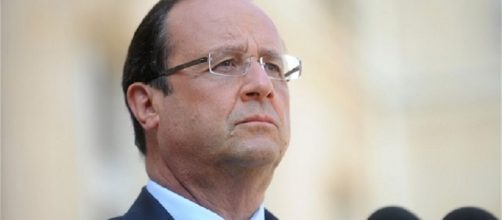 Francois Hollande: 'Siamo un Paese forte e non cederemo'
