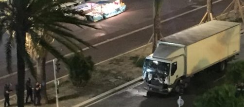 Il camion usato dal terrorista