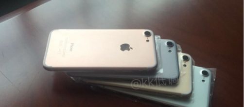 iPhone 7 ultime novità ad oggi 15 luglio 2016: arriverà in 4 colori?