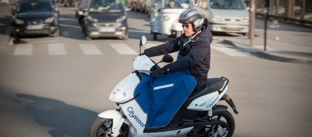 City Scoot, le scooter électrique à Paris en devenir City Scoot, le scooter électrique à Paris en devenir