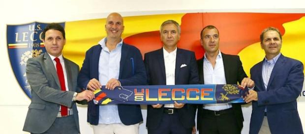 La dirigenza del Lecce. Foto di Salento Giallorosso. La dirigenza del Lecce. Foto di Salento Giallorosso.