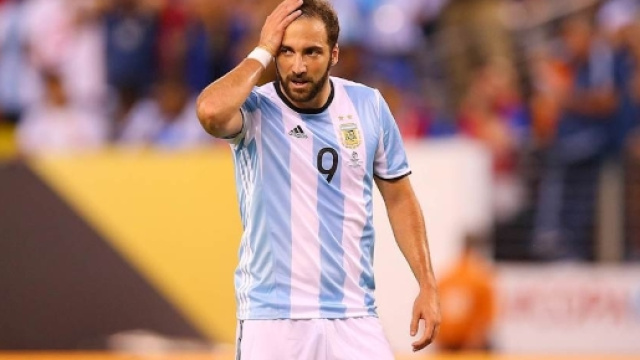 Gonzalo Higuain, 28 anni, attaccante argentino entrato nell'orbita della Juventus